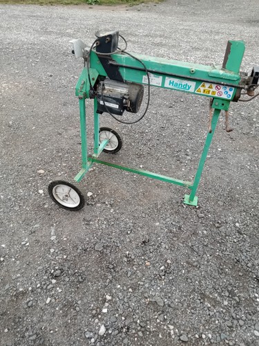 Electric log splitter - log,