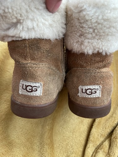 Infant ugg jorie boots size - infant,