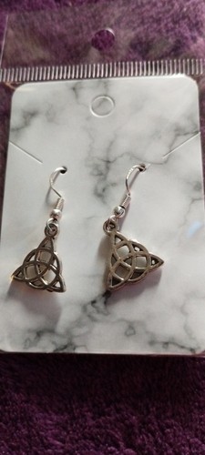 Trinity knot triquetra - trinity,