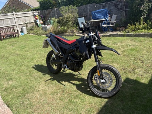 Aprilia 125cc - sx,