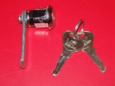 Lowe & Fletcher Lock & Key Set 2 Keys 90 Degree Lock, Locker, Gaming Machine Etc