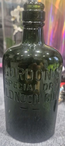 Antique vintage gordons - antique/vintage,