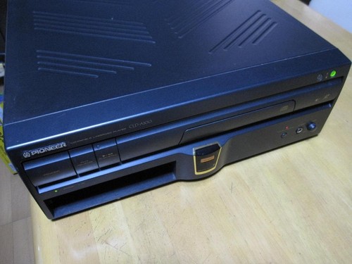 Junk pioneer laser disc - disc, player