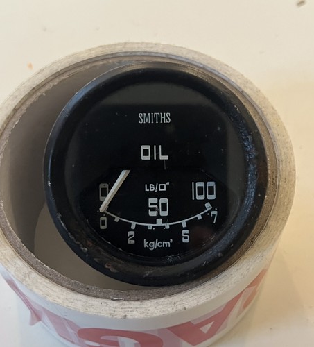 Classic car oil - classic, gauge