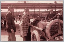 FASHION Postcard Dustcoat Fashion Motoring Style Brooklands IRIS Nostalgia