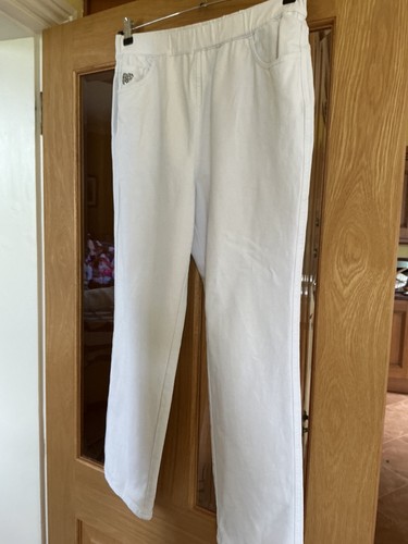 Size medium short - size, read