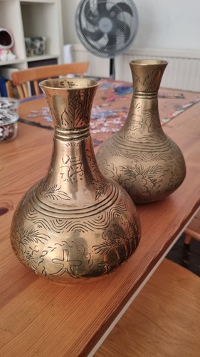 Vintage chinese solid brass - solid,