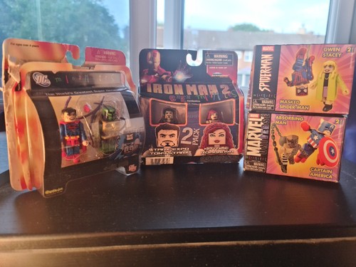 Art asylum minimates job - art,