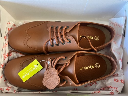 Kickers brown leather brogues