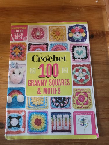Simply crochet magazine - magazine, bundle