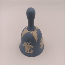 WEDGEWOOD JASPERWARE BELL WITH CHERUBS 4 INCHES TALL (03)