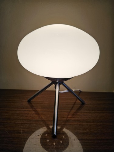 Bauhaus style tripod - bauhaus, mcm