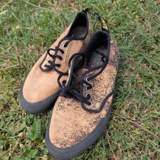 Doc Martens Men's 7 Women's 8