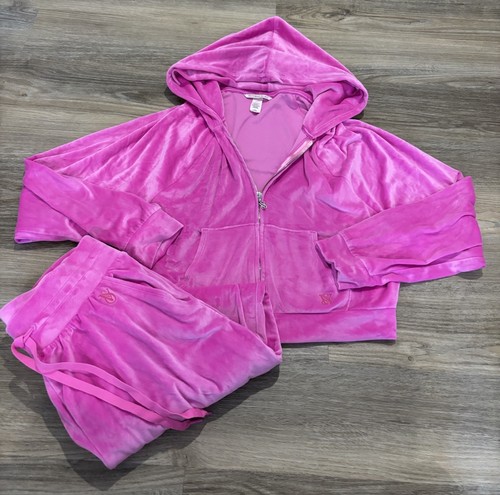 Victoria secret point - on,