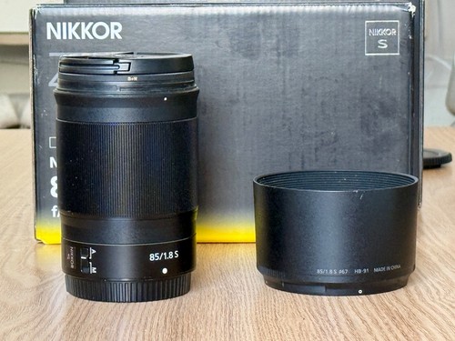 Nikon nikkor 85mm 8 s - z, f/1.8