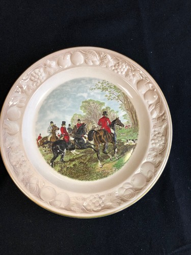 Royal worcester plate f - royal,
