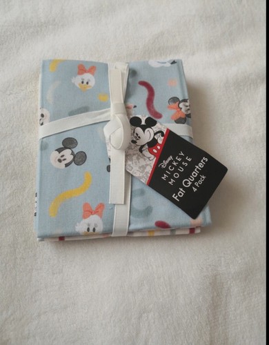 Disney mickey mouse - 4x, minnie