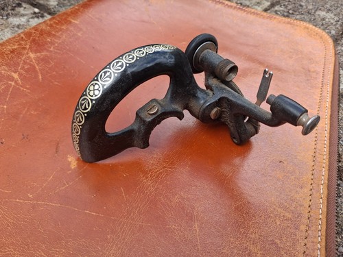 28k singer sewing machine - 28k,