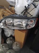 Volvo V70 Xc70 S60  Passenger Headlight Headlamp  P2  2004 - 2008 