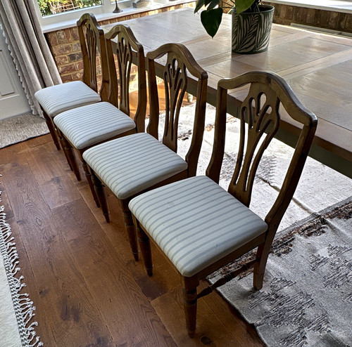 Set ducal wooden dining - of,