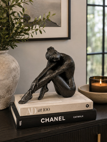 Abstract seated female - abstract,