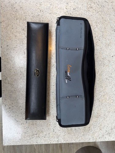 Michael flute carry - &,