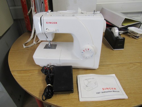 Singer model 1507 sewing - 1507,