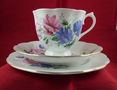 Royal albert sweet pea - royal, albert,