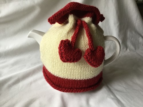 Tea cosy hand knitted lined - tea, cosy,hand