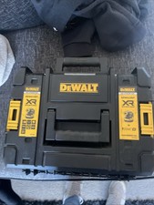 Dewalt DCW210NT 18V XR Cordless Orbital Sander 5 Inch/125mm Machine