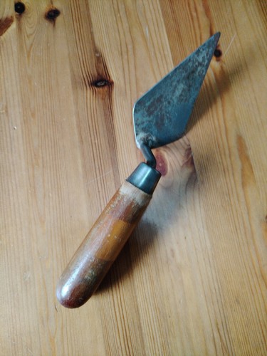 Small pointing trowel - small,