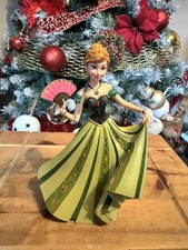 Disney Showcase Anna Couture