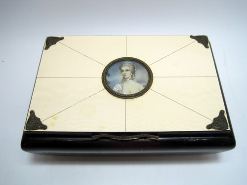 Antique lador swiss - antique, music