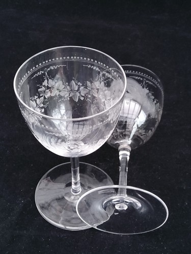 Victorian pair wine/port