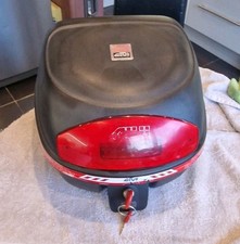 GIVI E300N2 Monolock Top Box with Brakelight, Monolock Fixing Plate with Rack