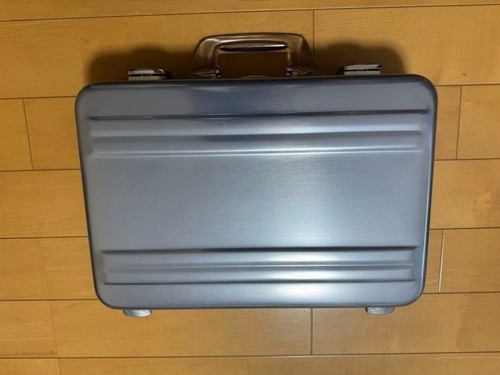Zero halliburton clear handle - halliburton,