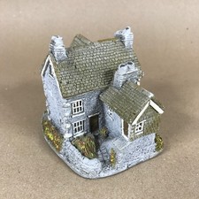 Lilliput Lane Lakeside House