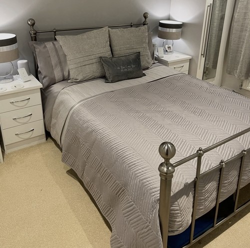 Dunelm quilted throw