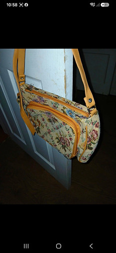 Floral tapestry shoulder bag - floral,