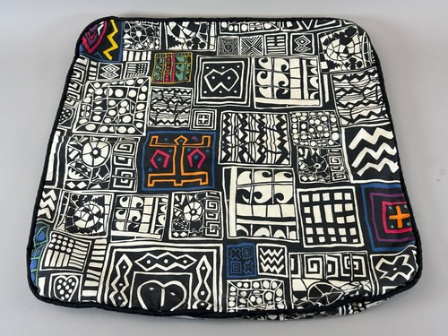 Jenny kee throw pillow - kee, 17"