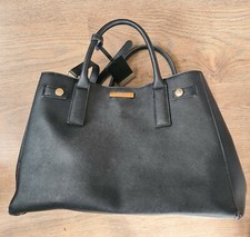 BLACK CARVELA TOTE CARRY
