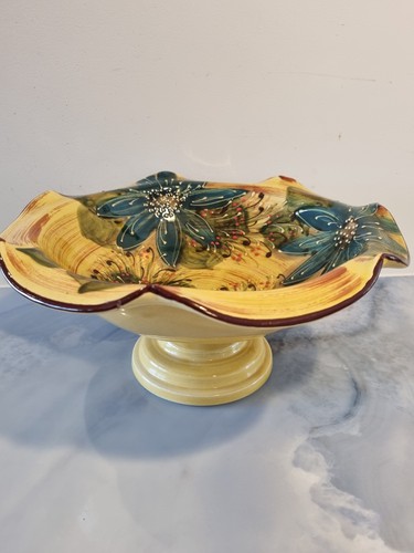 Large vintage scalloped - large,