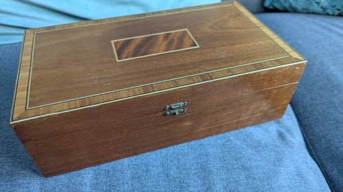 Antique veneered hand made - hand,