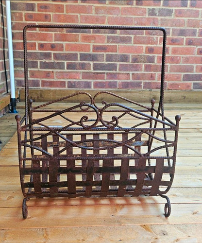 Wrought iron magazine log - wrought, magazine/