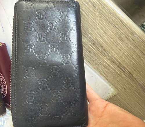 Gucci black leather - gucci, gg