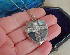 VICTORIAN SCOTTISH AGATE HEART