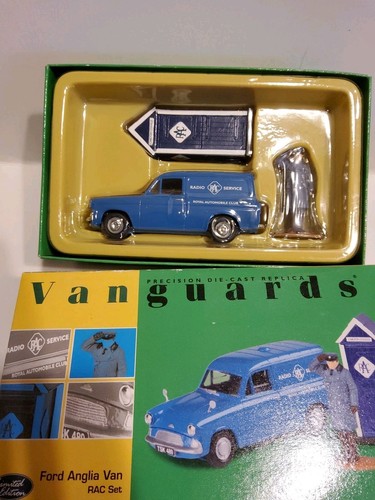 Ford anglia 105e van rac - 1/43,
