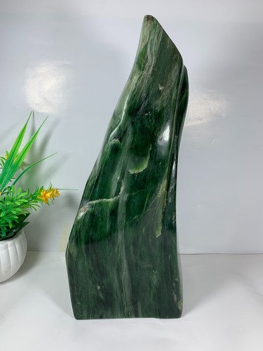 65kg natural nephrite jade - 7.65kg,