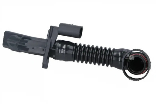 Engine breather flexible hose
