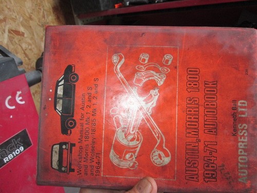 Morris 1800 workshop manual - 1800,